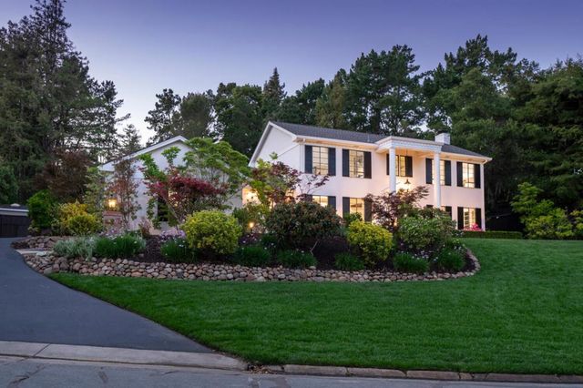 740 Clydesdale Drive, Hillsborough, CA 94010