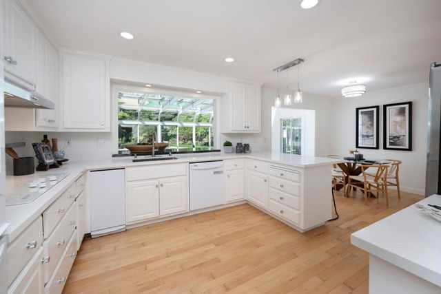 740 Clydesdale Drive, Hillsborough, CA 94010