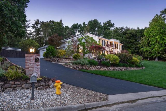 740 Clydesdale Drive, Hillsborough, CA 94010