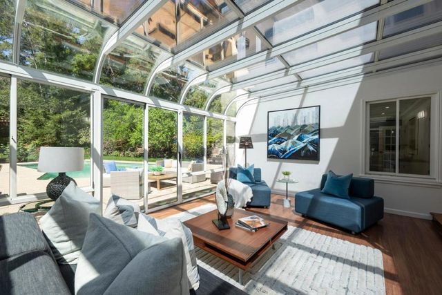 740 Clydesdale Drive, Hillsborough, CA 94010