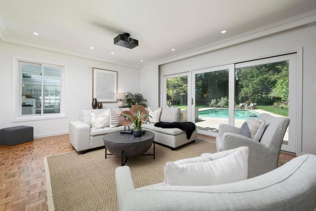 740 Clydesdale Drive, Hillsborough, CA 94010