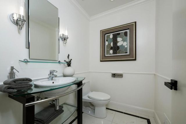 740 Clydesdale Drive, Hillsborough, CA 94010