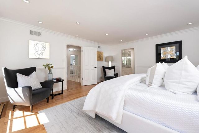 740 Clydesdale Drive, Hillsborough, CA 94010