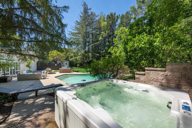 740 Clydesdale Drive, Hillsborough, CA 94010