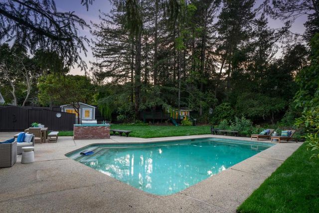 740 Clydesdale Drive, Hillsborough, CA 94010