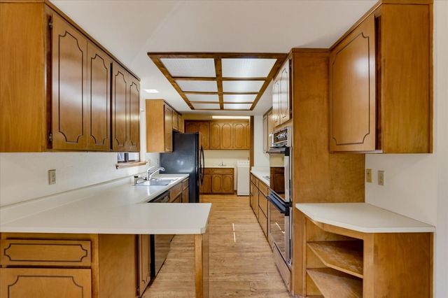 15914 Brooks Rd, Grass Valley, CA 95945