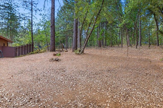 15914 Brooks Rd, Grass Valley, CA 95945