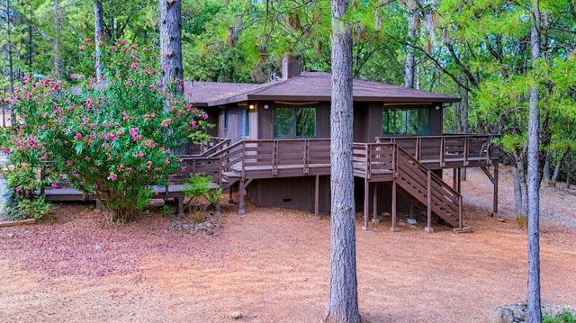 15914 Brooks Rd, Grass Valley, CA 95945