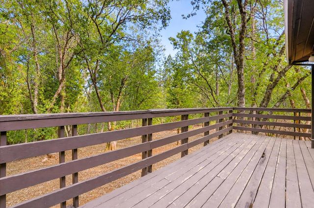 15914 Brooks Rd, Grass Valley, CA 95945