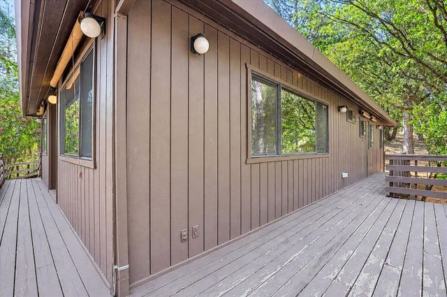 15914 Brooks Rd, Grass Valley, CA 95945