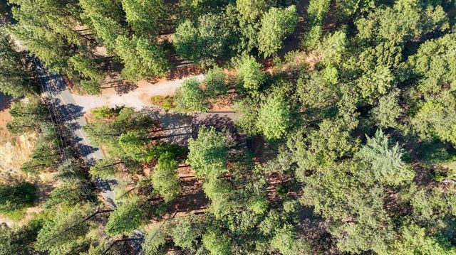 15914 Brooks Rd, Grass Valley, CA 95945