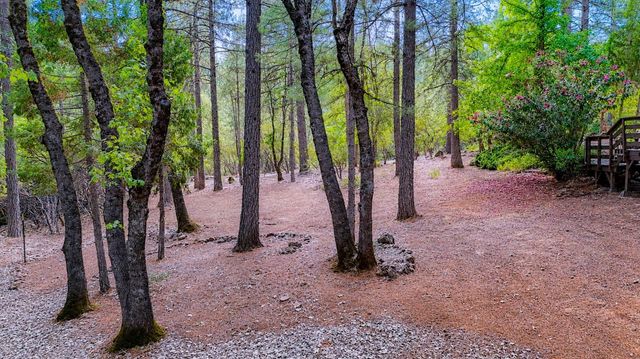 15914 Brooks Rd, Grass Valley, CA 95945