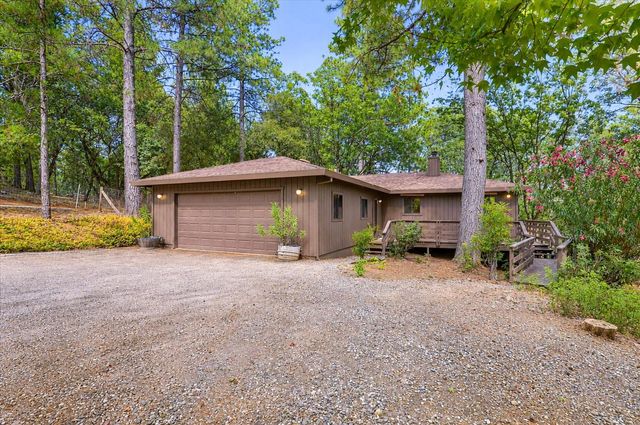 15914 Brooks Rd, Grass Valley, CA 95945