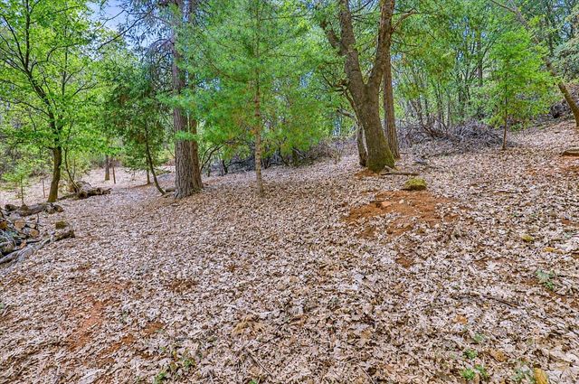 15914 Brooks Rd, Grass Valley, CA 95945
