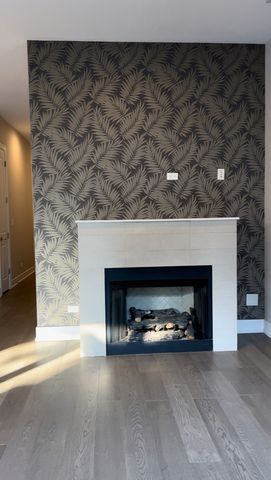2930 N Lincoln Avenue 3, Chicago, IL 60657