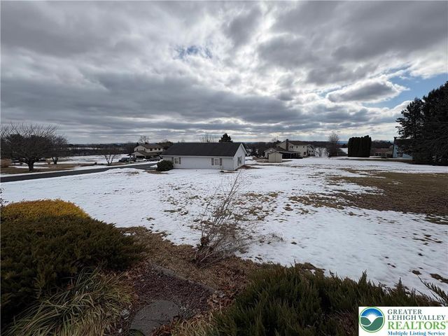 3116 Rick Road, Schnecksville, PA 18078