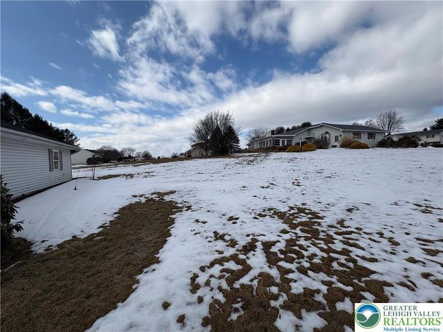 3116 Rick Road, Schnecksville, PA 18078