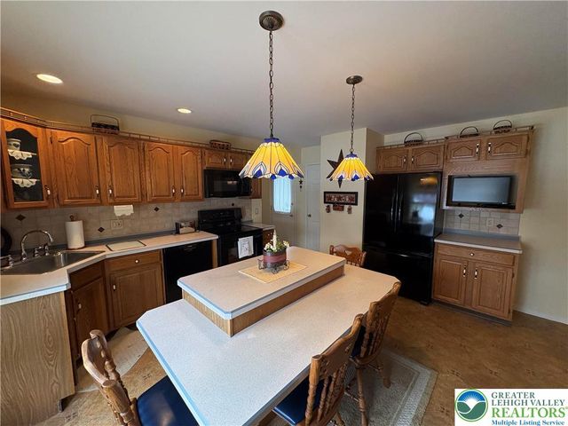 3116 Rick Road, Schnecksville, PA 18078