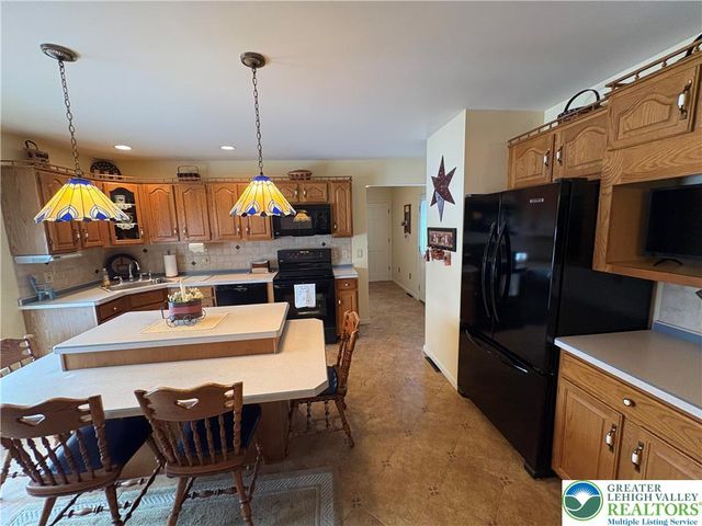 3116 Rick Road, Schnecksville, PA 18078