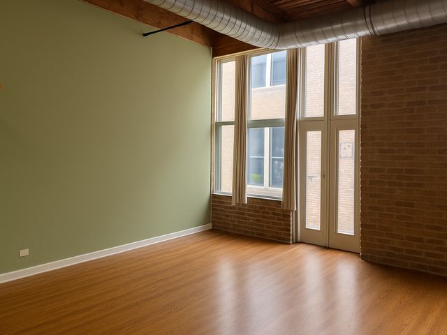 1500 W Monroe Street 606, Chicago, IL 60607