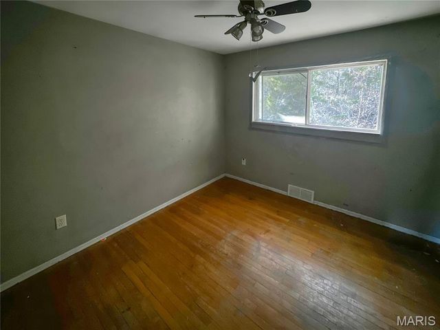 3835 Miller Valley Drive, Imperial, MO 63052