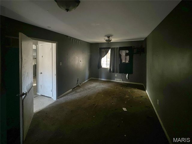 3835 Miller Valley Drive, Imperial, MO 63052