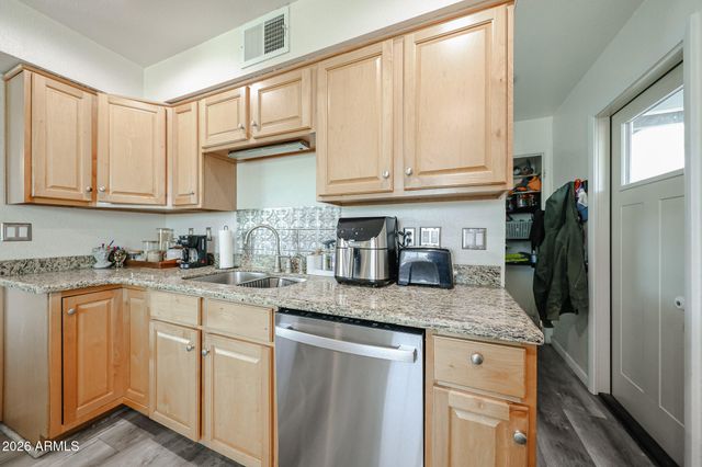 2422 E CAMINO Street, Mesa, AZ 85213