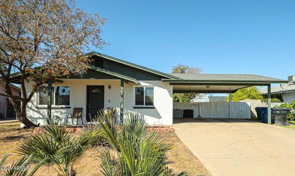 2422 E CAMINO Street, Mesa, AZ 85213