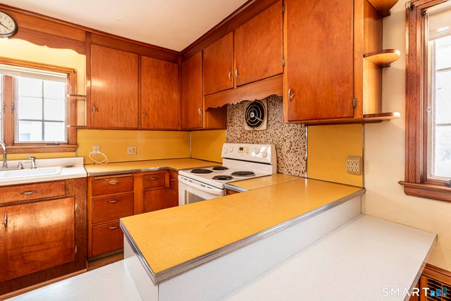 25 Nesbit Avenue, West Hartford, CT 06119