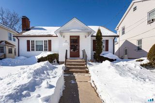 25 Nesbit Avenue, West Hartford, CT 06119