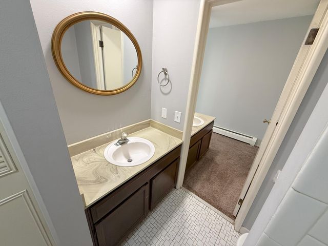 10301 Cedar Lake Road 102, Hopkins, MN 55305