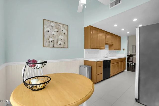 1522 Windsor Lane, Fullerton, CA 92831
