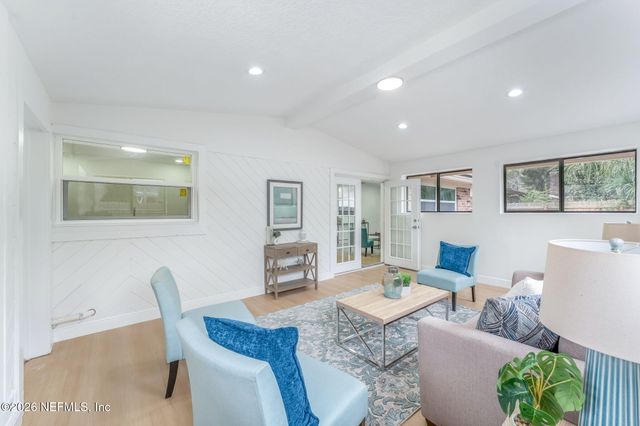 8460 W LYNDA SUE Lane, Jacksonville, FL 32217