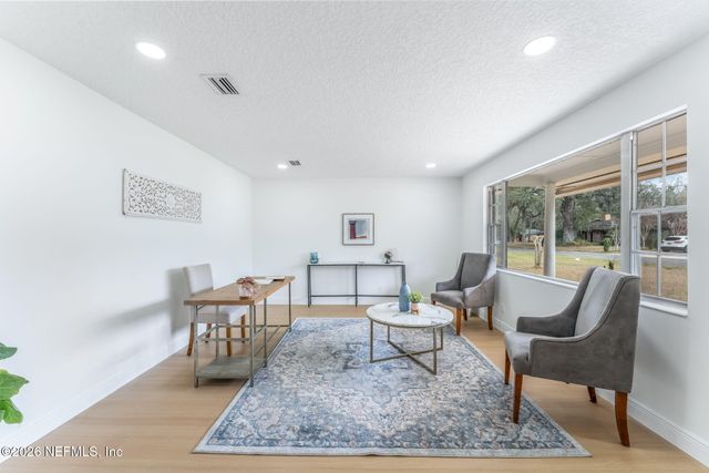 8460 W LYNDA SUE Lane, Jacksonville, FL 32217