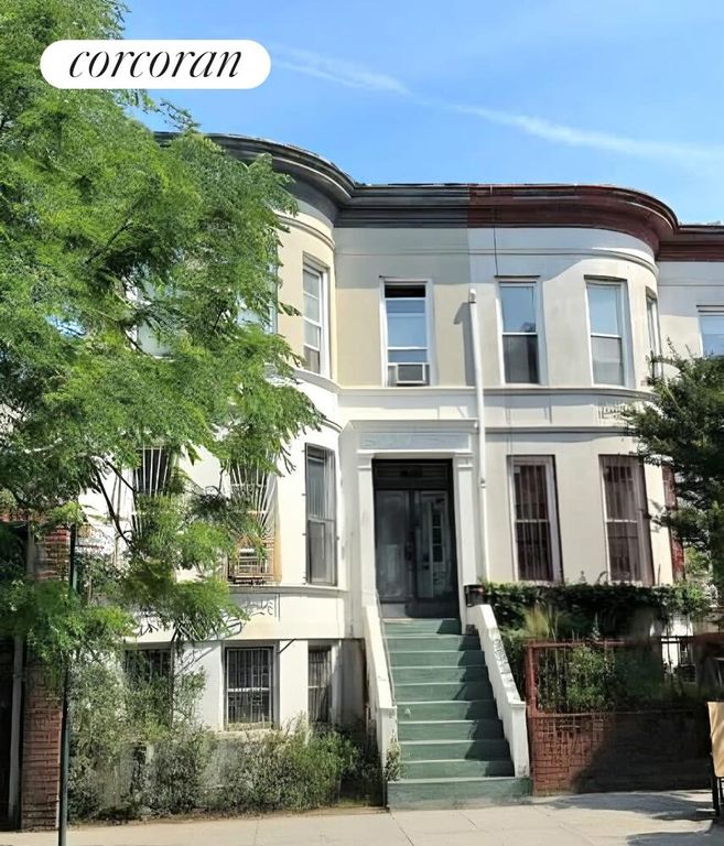 11 CLARKSON Avenue, New York City, NY 11211