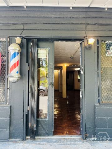 2009 Ash Street, Savannah, GA 31404