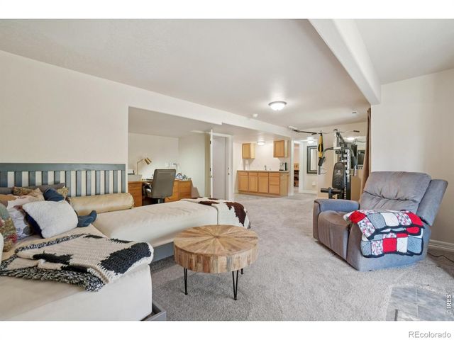 330 Blackstone Circle, Loveland, CO 80537