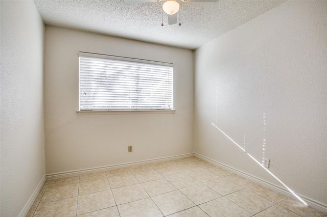 700 Kings Row, Denton, TX 76209