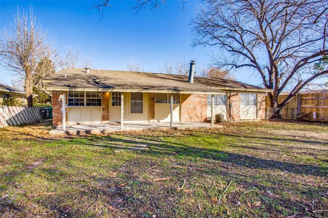 700 Kings Row, Denton, TX 76209