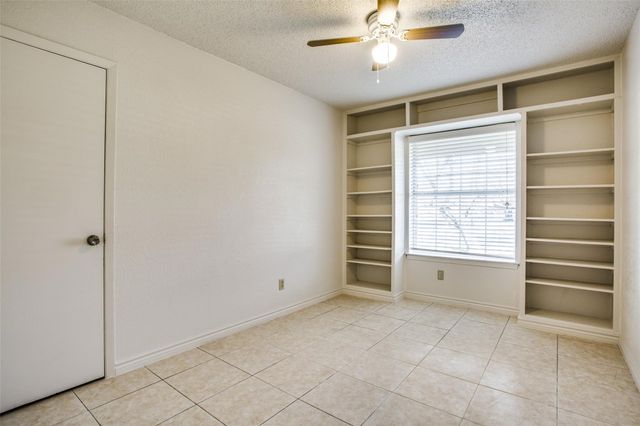 700 Kings Row, Denton, TX 76209