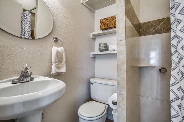 700 Kings Row, Denton, TX 76209