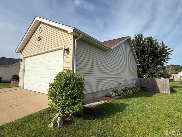 10407 Micah Lane, Hillsboro, MO 63050