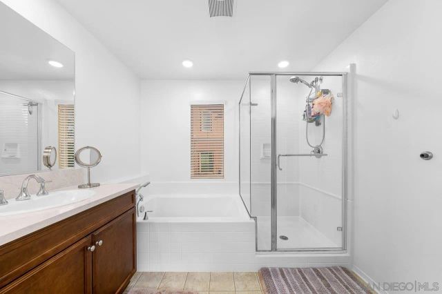 2840 Athens Rd 8, Chula Vista, CA 91915