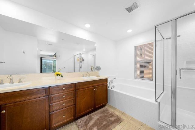 2840 Athens Rd 8, Chula Vista, CA 91915