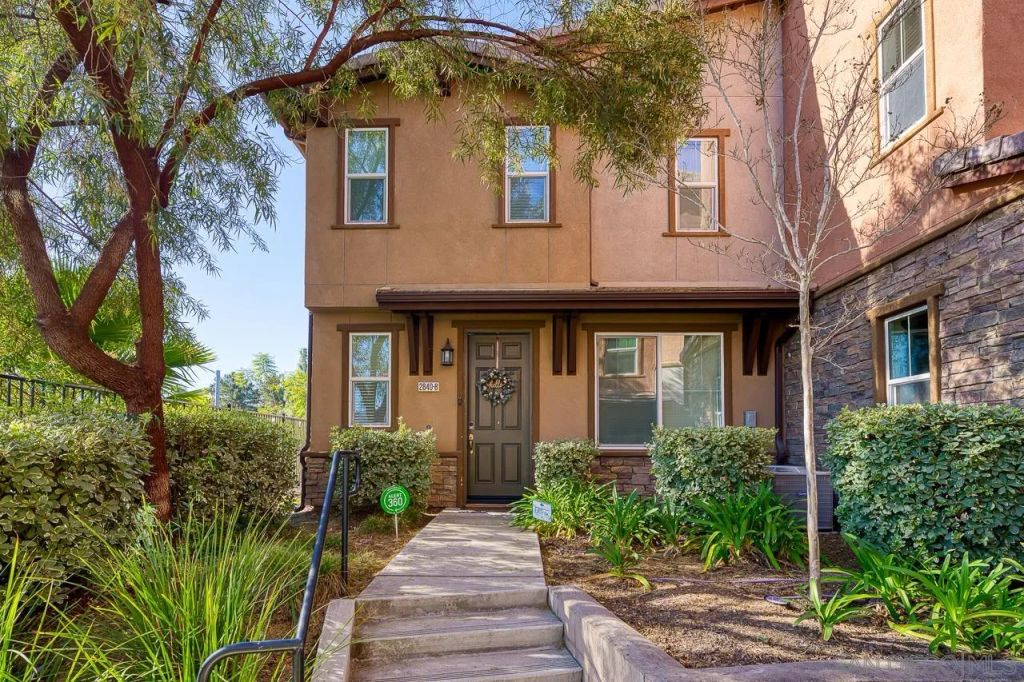 2840 Athens Rd 8, Chula Vista, CA 91915