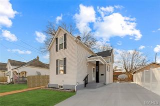 4878 Heidelberg Avenue, St Louis, MO 63123