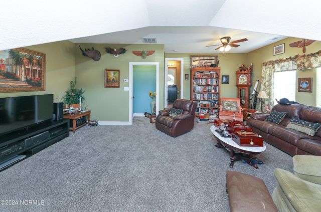 103 Bumbleberry Drive, Moyock, NC 27958