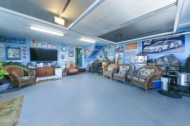 103 Bumbleberry Drive, Moyock, NC 27958