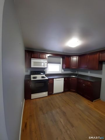 50 Hillcrest Avenue, West Hartford, CT 06110