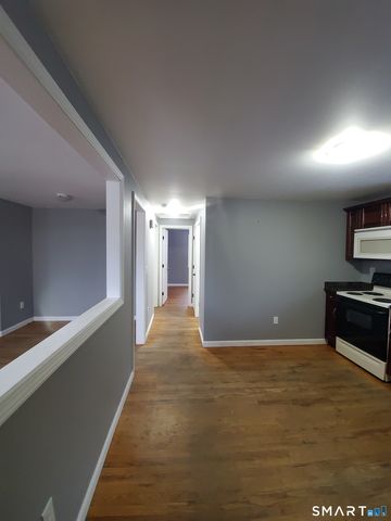 50 Hillcrest Avenue, West Hartford, CT 06110